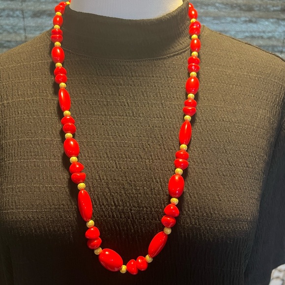 Vintage red bead necklace Hong Kong MCM - Picture 6 of 6